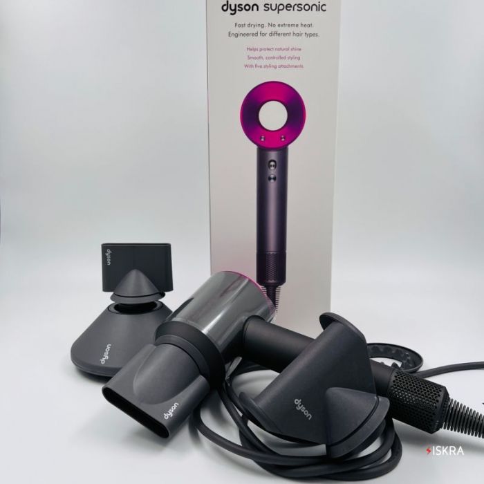 Uscător de păr Dyson cu 5 duze, 1600W