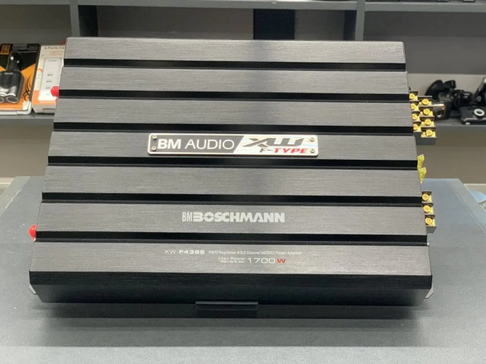 Усилитель для автомобиля  Boschman BM Audio XW-F4399 1700W 4-х канальный