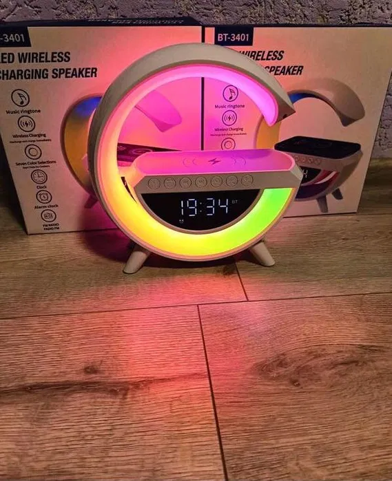 Boxă-lumină de veghe 3 în 1: ceas, muzică, încărcare wireless